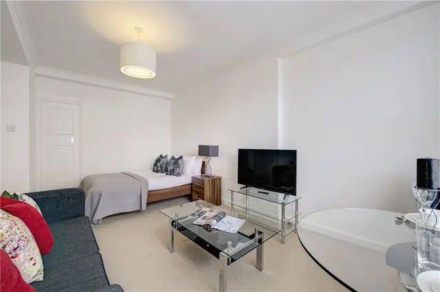 Hill Street, Mayfair, W1J, photo 3