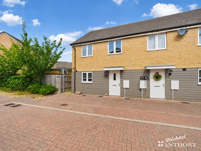 Puffin Place, Leighton Buzzard, LU7 4DZ, photo 1