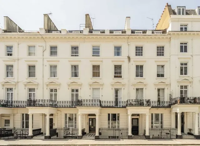 Gloucester Terrace, Hyde Park, W2, photo 1