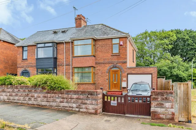 Hamlin Lane, Exeter, photo 1