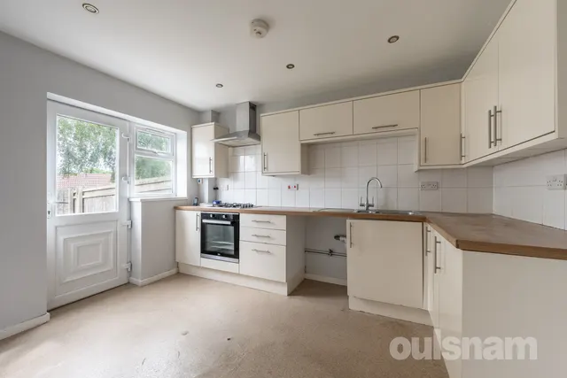 Photo 2 — Lutley Grove, Bartley Green, Birmingham, B32 3PN