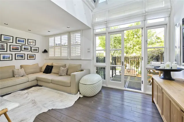 Hereford Road, London, W2, photo 3