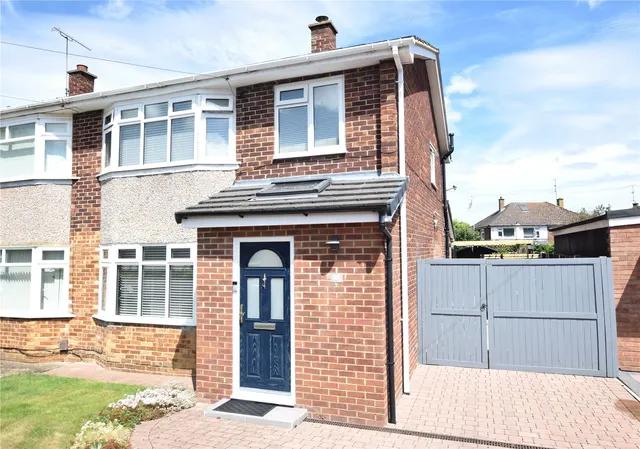 Horn Road, Farnborough, Hampshire, GU14 8RL, photo 1