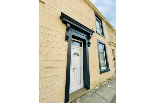 Addison Street, Accrington, photo 1
