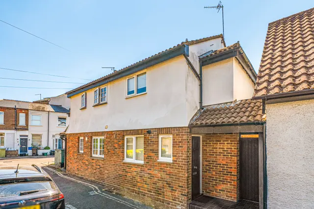 1b School Lane, Kingston upon Thames, photo 1