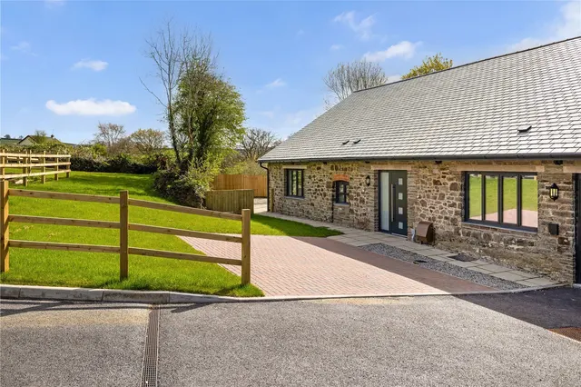 Old Tannery Drive, South Molton, EX36, photo 2