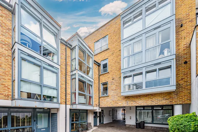 3 Isabella Mews, Balls Pond Road, London, photo 1
