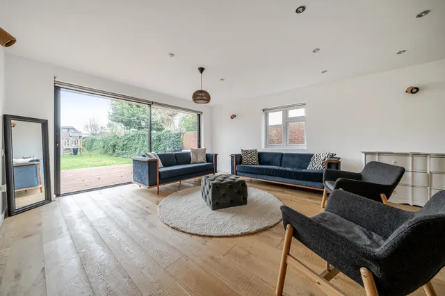 Richings Park, Buckinghamshire, photo 3
