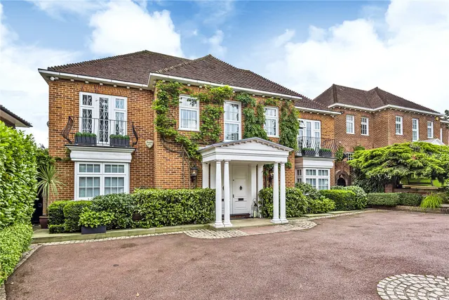 Totteridge Lane, Totteridge, London, N20 8DX, photo 1