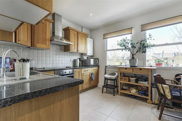 Portman Avenue, East Sheen, SW14, photo 3