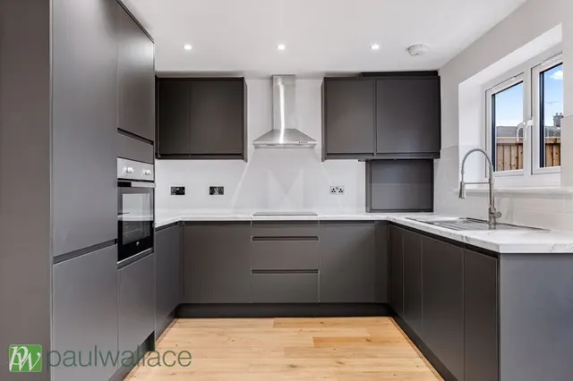 Jubilee Avenue, Ware, SG12, photo 3