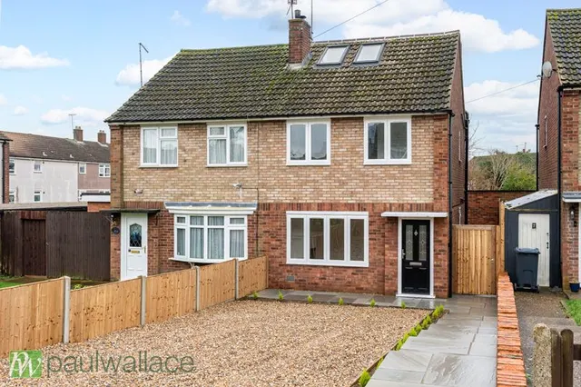 Jubilee Avenue, Ware, SG12, photo 1