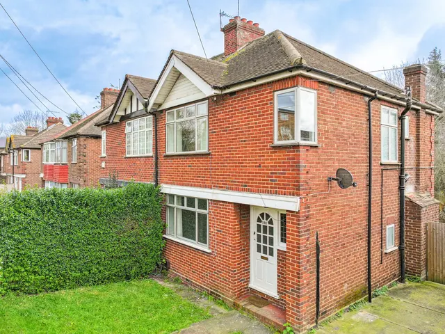 Photo 3 — Old Field Lane, Greenford UB6 9JS