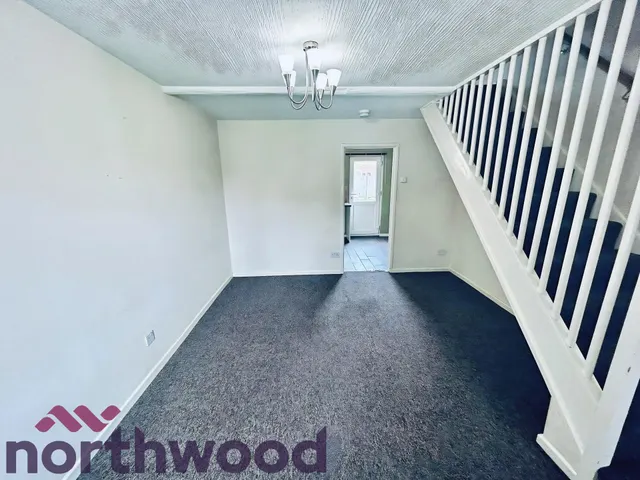 Chepstow Close, Callands, WA5, photo 2