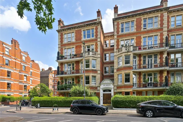 York Mansions, Prince Of Wales Drive, London, SW11, photo 1