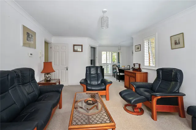 Photo 2 — Salisbury Road, Farnborough, Hampshire, GU14 7AJ