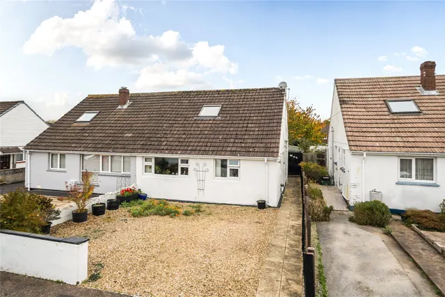 Clifford Avenue, Kingsteignton, Newton Abbot, Devon, TQ12