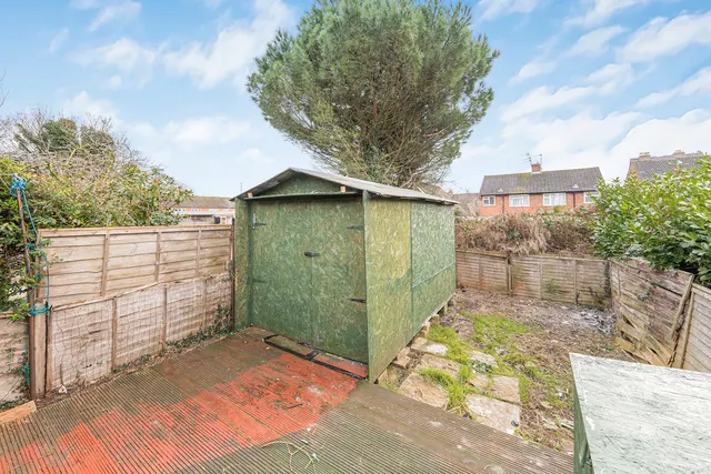 Photo 3 — Walford Road, Uxbridge, UB8