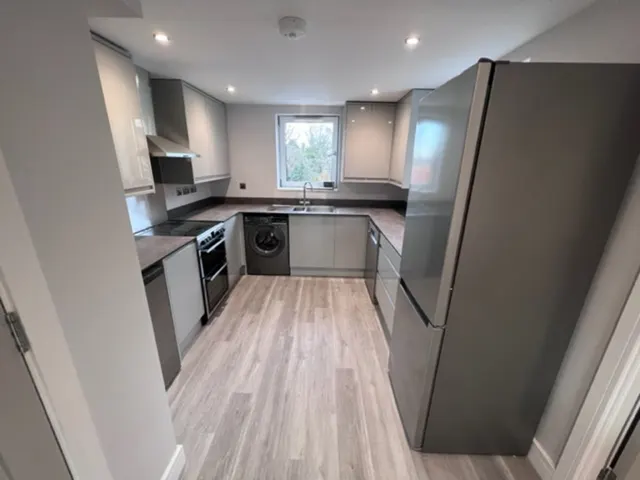 Warwick Road, Kenilworth, photo 2
