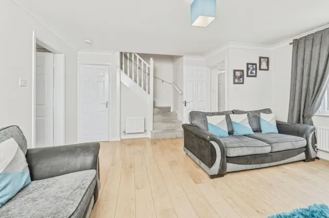 Photo 3 — Willow Road, Alverthorpe, Wakefield