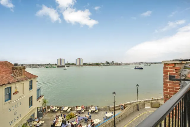 Old Portsmouth, Hampshire, photo 2