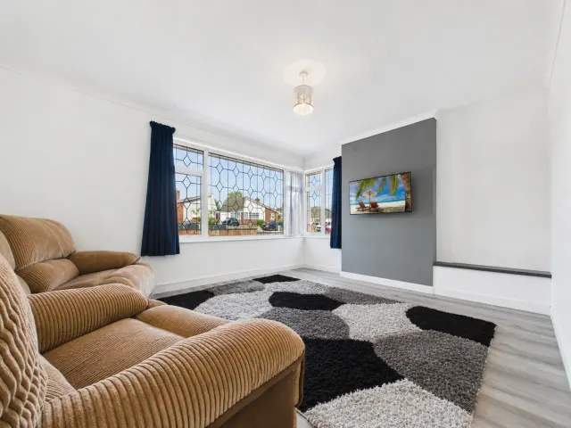 Orford Drive, Oulton Broad, photo 1