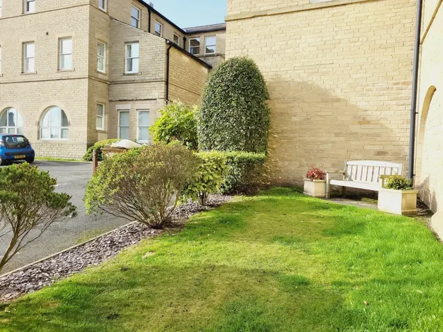Richmond House, Halifax, HX1, photo 2