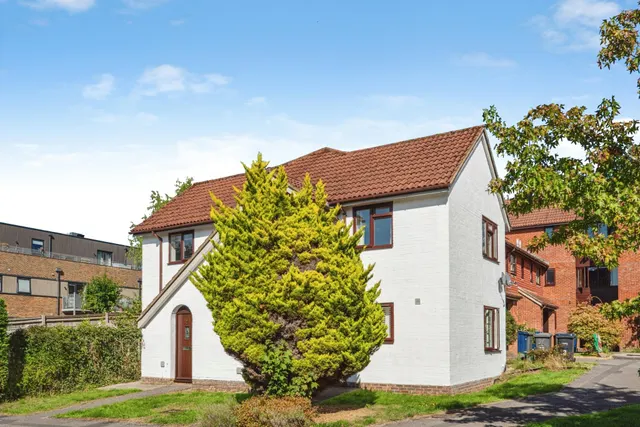Timbermill Court, Haslemere, GU27, photo 2