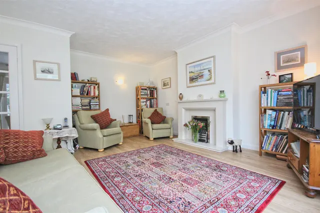 Photo 2 — Mill Rise, Swanland, North Ferriby