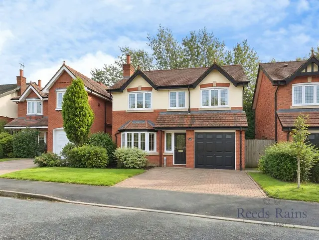 Kingsbury Drive, Wilmslow, SK9, photo 1