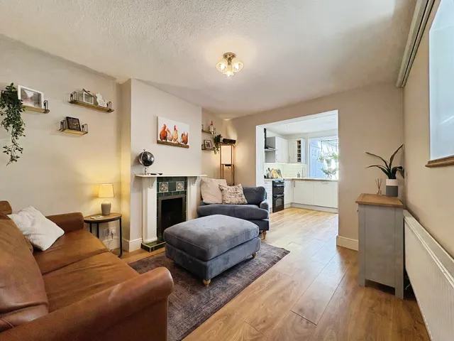 Photo 3 — Poplar Road, Warmley, Bristol, South Gloucestershire
