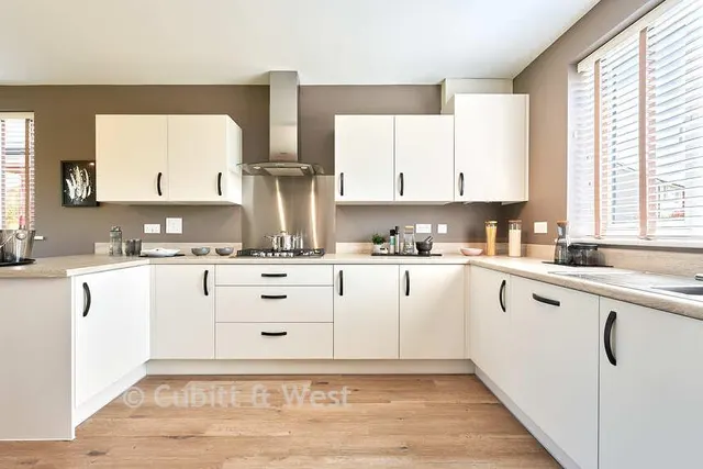 Liberty Place, Hailsham, BN27, photo 2