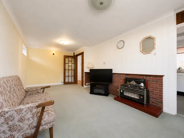Tower View Road, Great Wyrley, WS6, photo 2