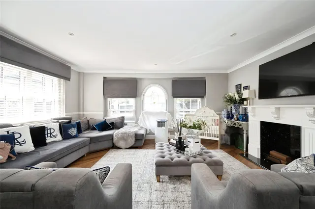 Chessington Road, Ewell, KT19, photo 3