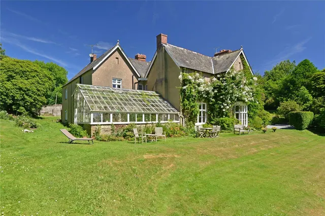 Photo 3 — East Allington, Totnes, Devon, TQ9 7PZ