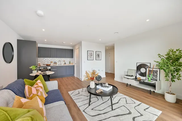 5 Lofting House, 3 Garden Boulevard, Maidenhead, photo 1