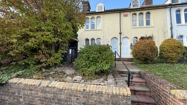 Holborough Road, Snodland, ME6, photo 1