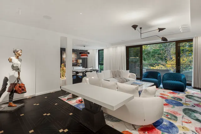 Holland Park Villas, Campden Hill, Kensington, London, photo 1