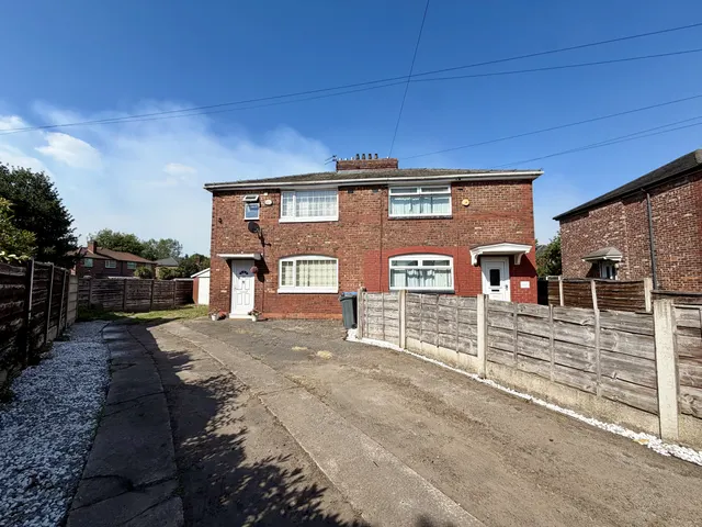 Minehead Avenue, Withington, photo 1