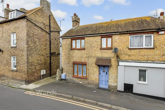 Epple Road, Birchington, CT7, photo 1