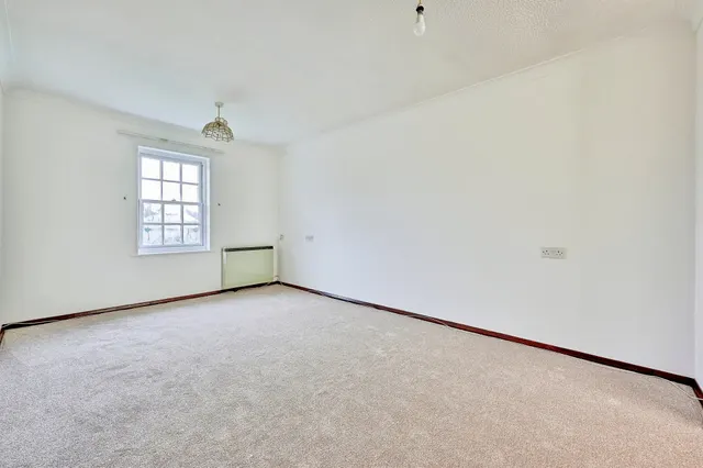 Farmadine House Saffron Walden, CB11, photo 2