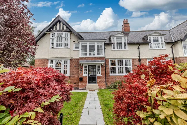 Gideon Walk, Jameson Manor, photo 1