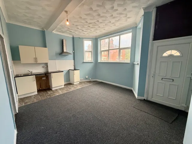 Adelaide Road, St. Denys, SO17, photo 2