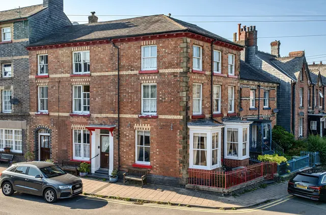 Cambrian Place, Llanidloes, photo 1