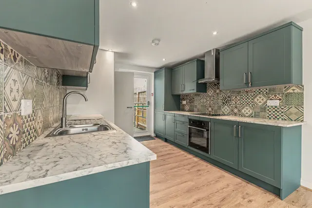 Photo 3 — Kineton Road, Wellesbourne, CV35