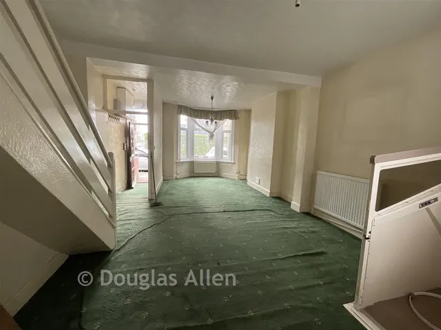 Chester Road, London, E16, photo 2