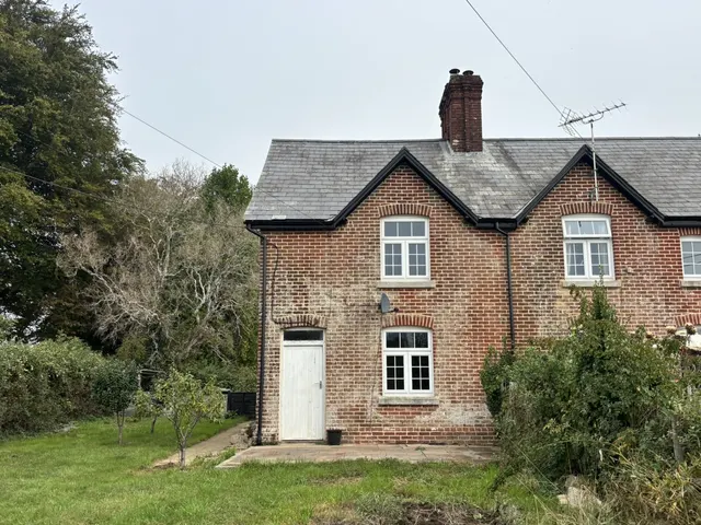 East Martin, Fordingbridge, SP6, photo 1