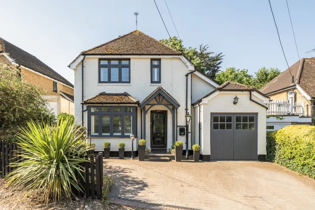 Manor Road, Winchester, SO21, photo 1