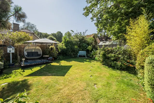 Photo 3 — Manor Road, Winchester, SO21