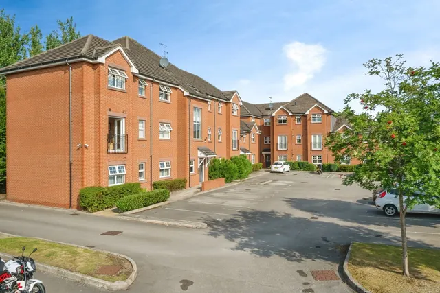 Photo 2 — Kingsway South, Warrington, Cheshire, WA4